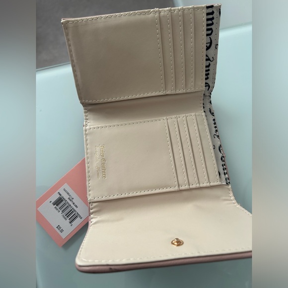 Juicy Dusty Pink Trifold Wallet with Heart Zipper - Picture 3 of 4